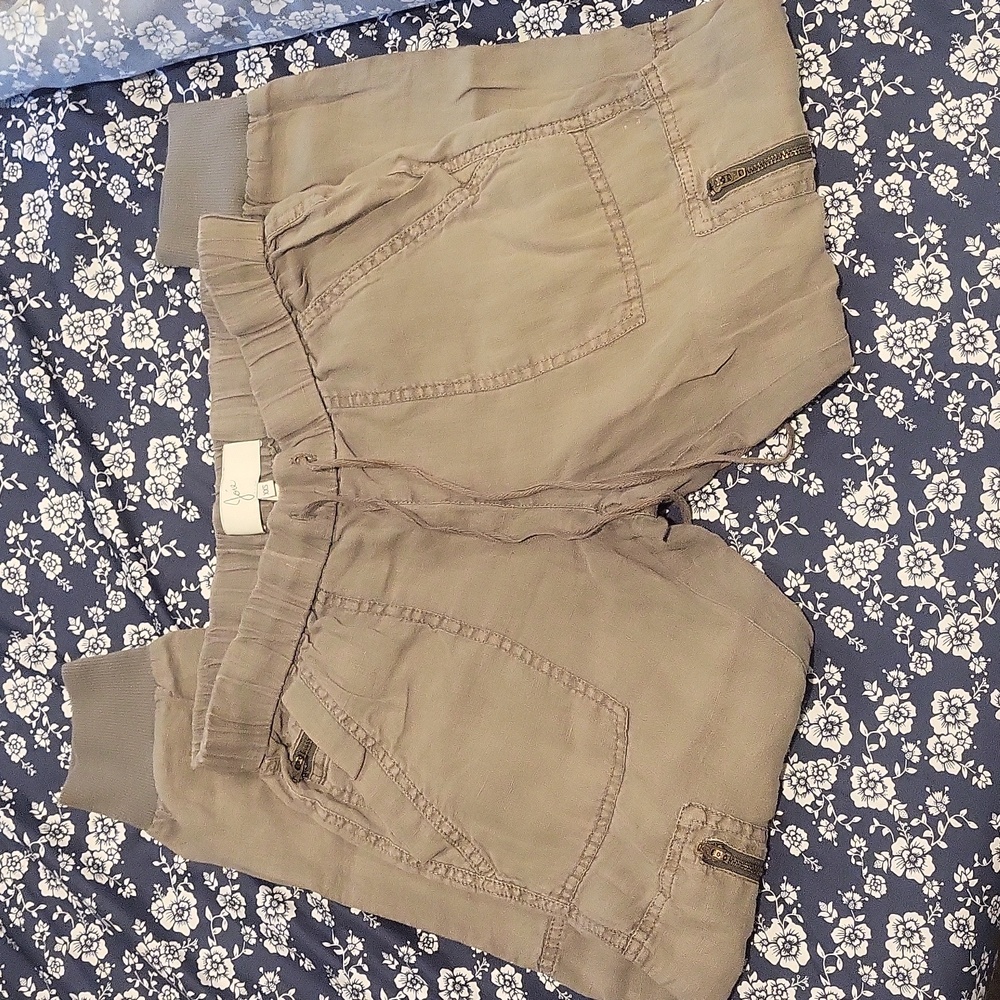 Size XXS Joie capri pants